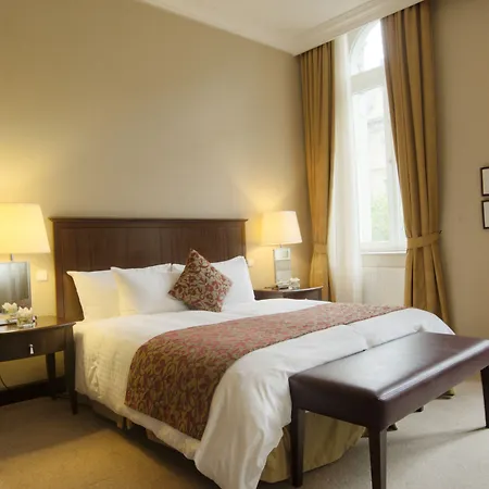 Hotel Corinthia