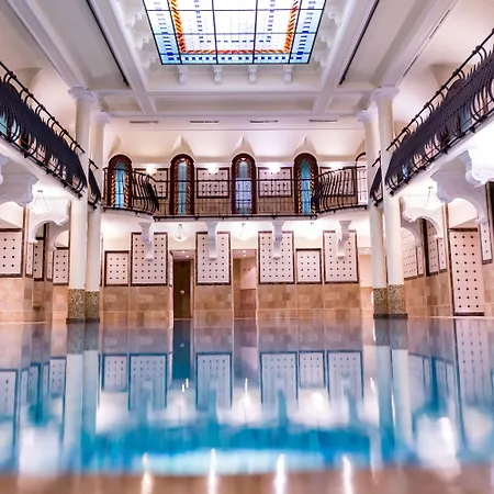 Corinthia Hotel 5*