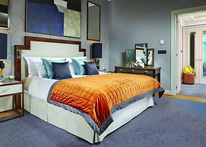 Corinthia Ξενοδοχείο 5*