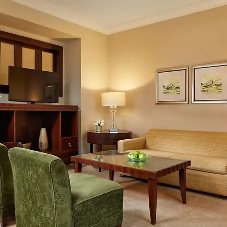 Hotel Corinthia 5*