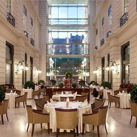 Corinthia Otel
