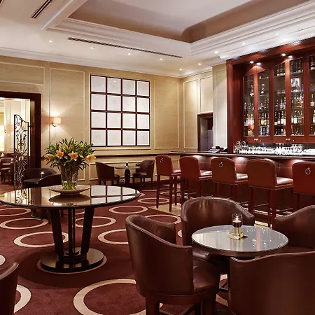 Corinthia Hotel 5*