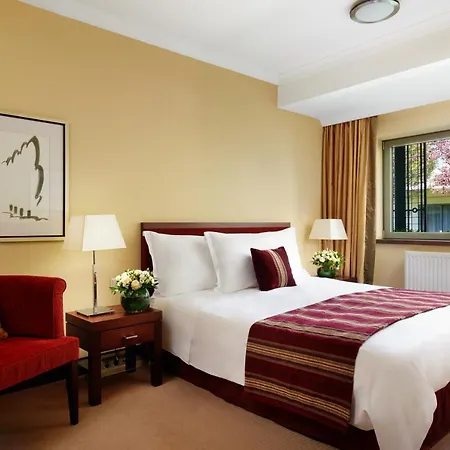Corinthia Otel