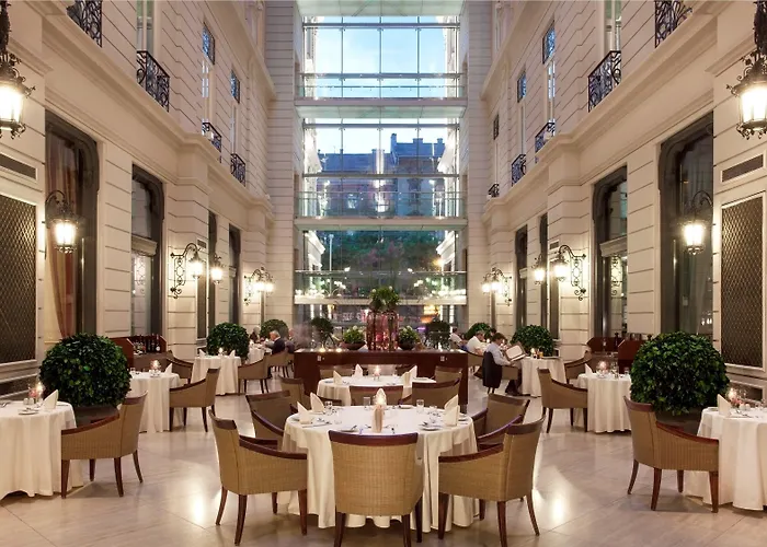 Corinthia Hotel